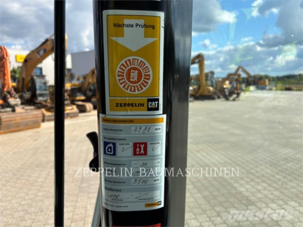 CAT 950M Kolesni nakladalci