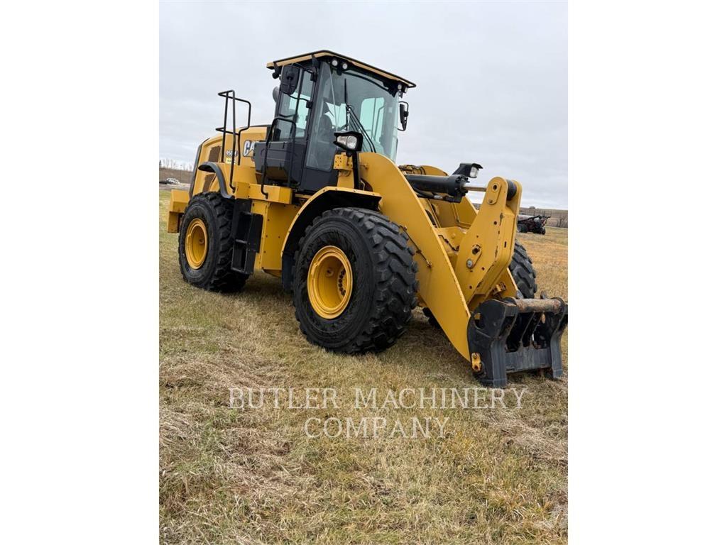 CAT 950M Kolesni nakladalci