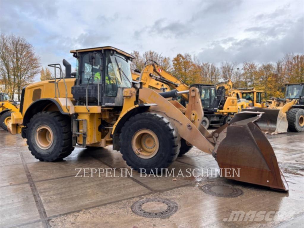 CAT 950M Kolesni nakladalci