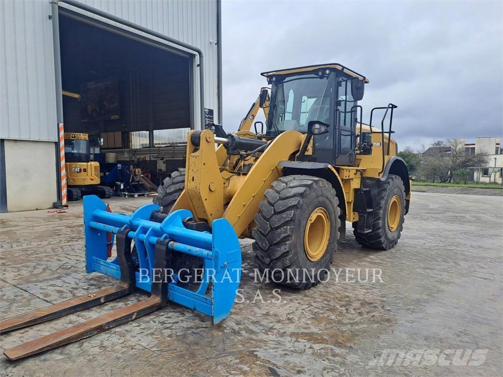 CAT 950M Kolesni nakladalci