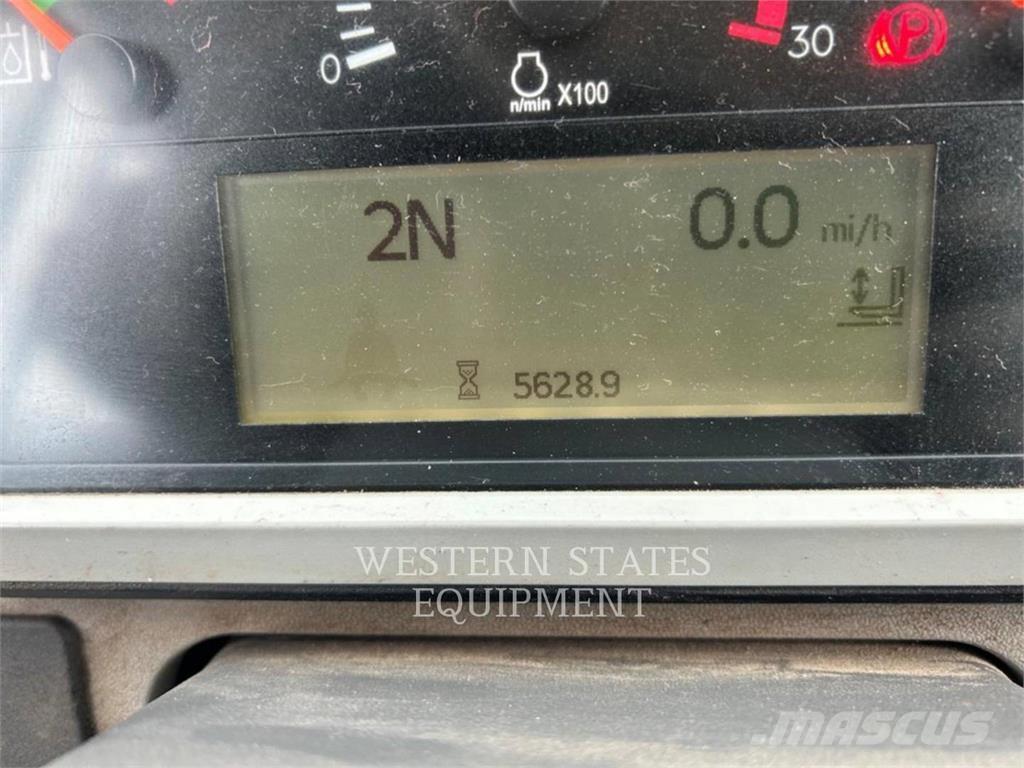 CAT 950M Kolesni nakladalci