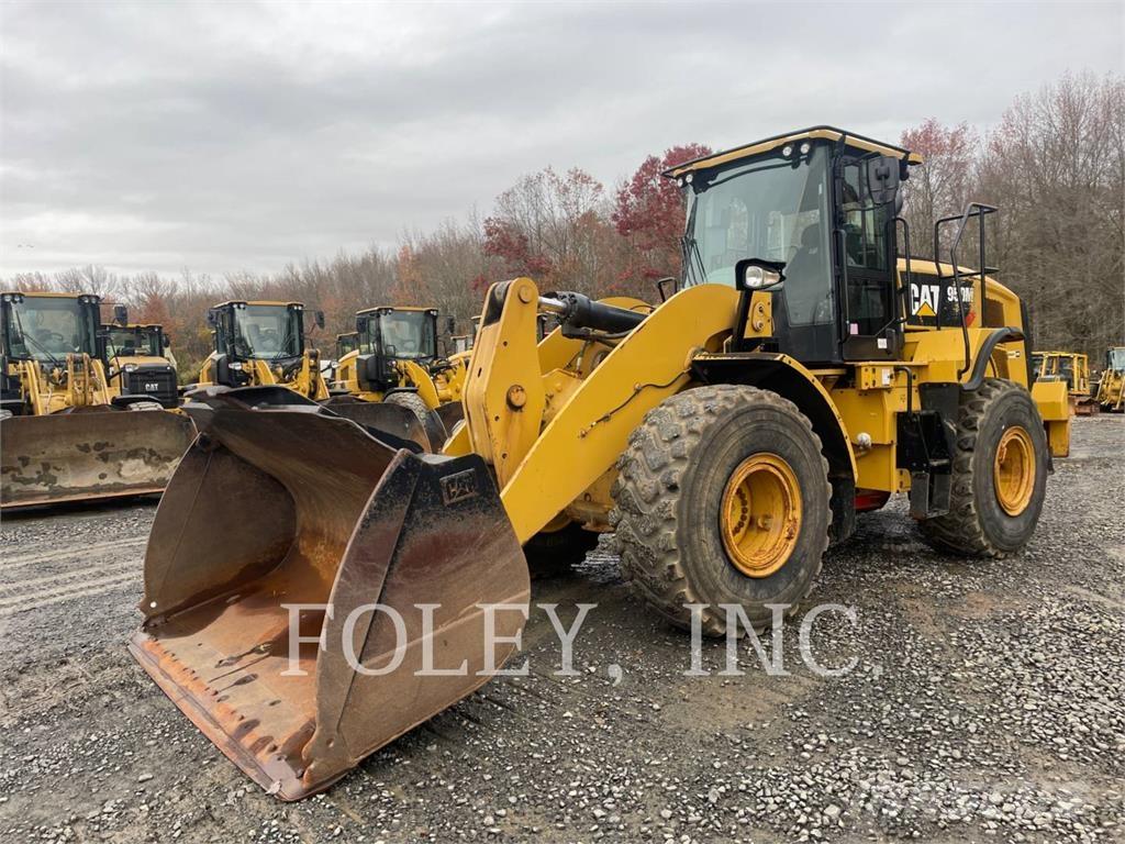 CAT 950M Kolesni nakladalci