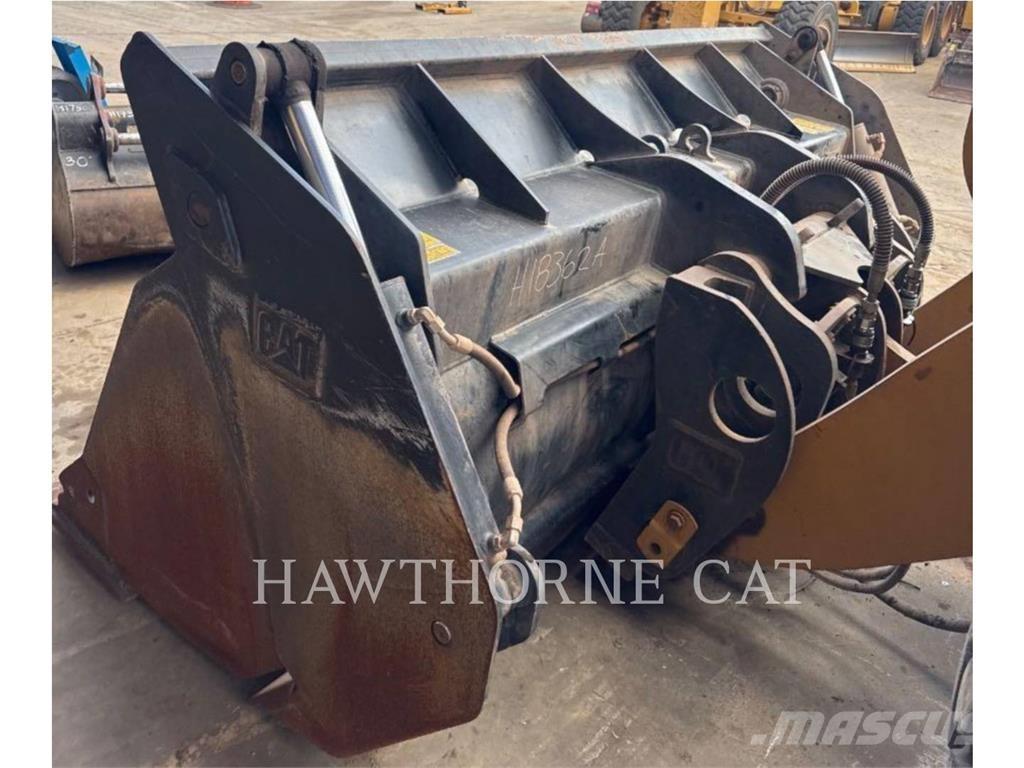 CAT 950M Kolesni nakladalci