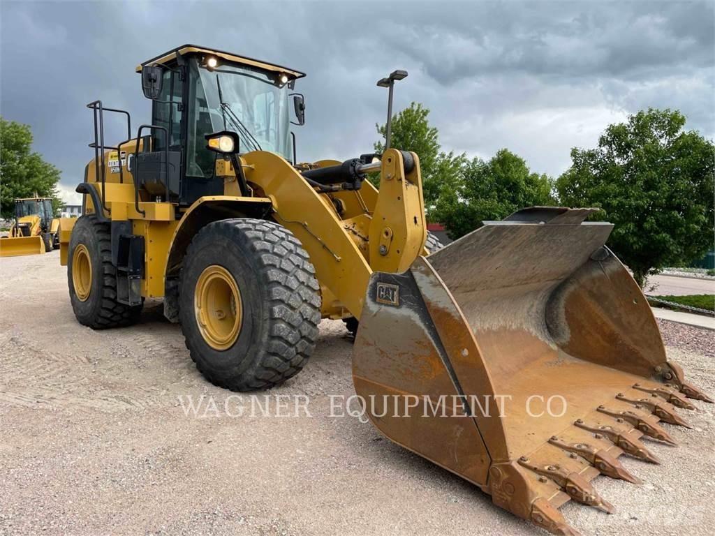 CAT 950M Kolesni nakladalci