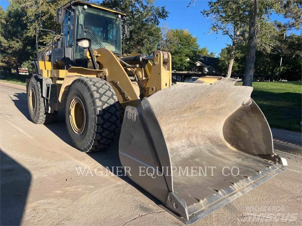 CAT 950M FC Kolesni nakladalci