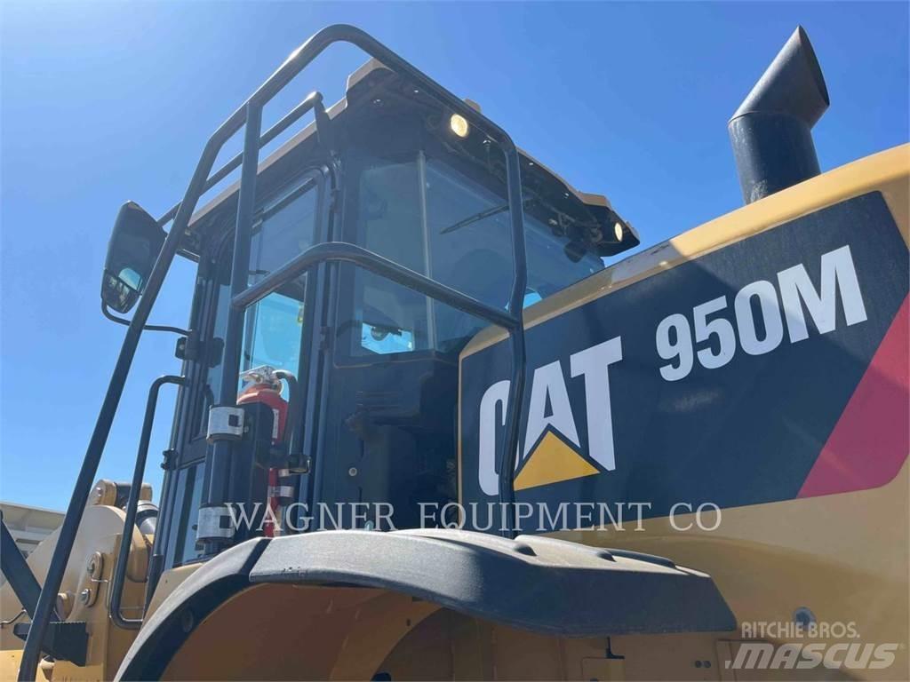 CAT 950M FC Kolesni nakladalci