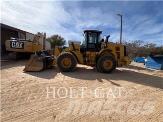 CAT 950M QC Kolesni nakladalci