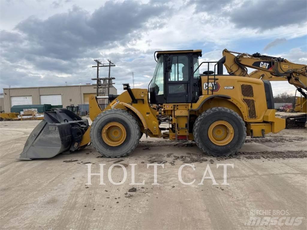 CAT 950M QC Kolesni nakladalci