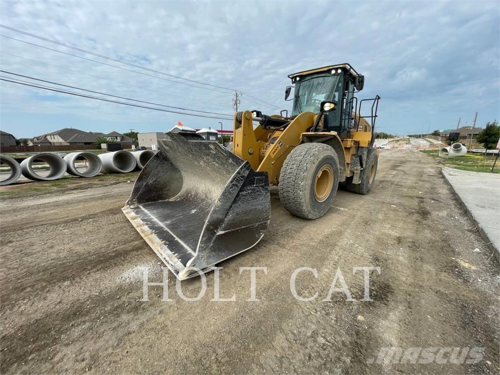 CAT 950M QC Kolesni nakladalci