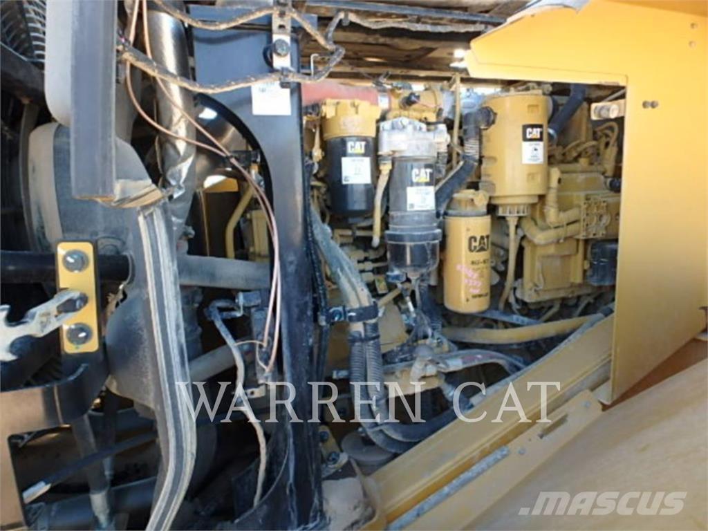 CAT 950M SW Kolesni nakladalci