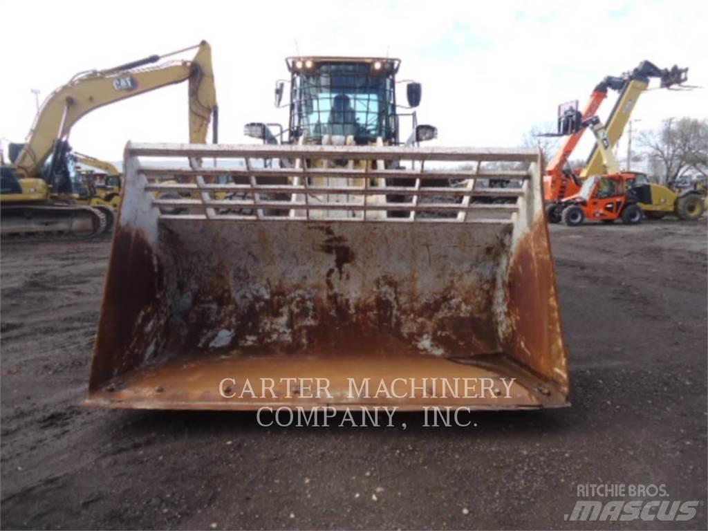 CAT 950M WASTE Kolesni nakladalci