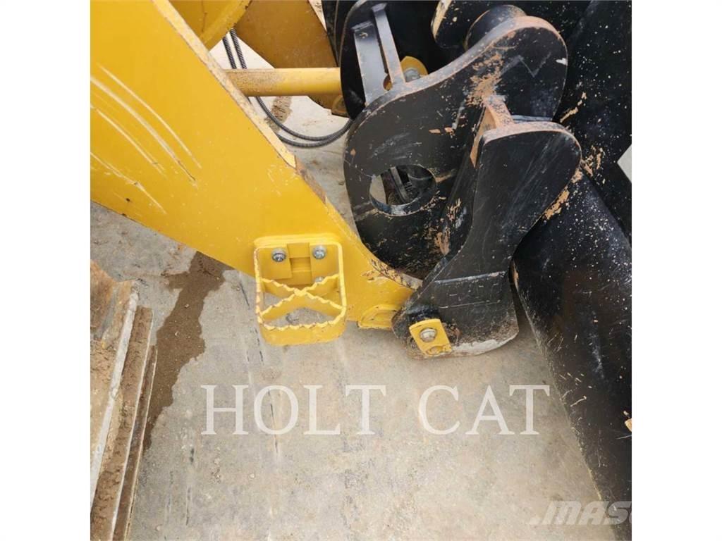 CAT 953 Nakladalci goseničarji