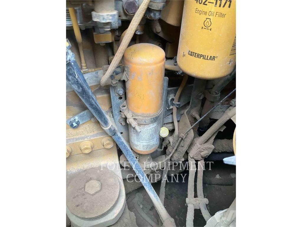 CAT 953D Nakladalci goseničarji