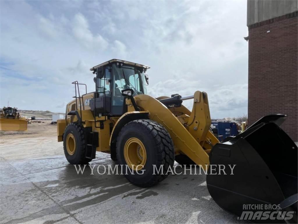 CAT 962 Kolesni nakladalci