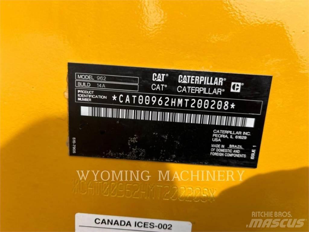 CAT 962 Kolesni nakladalci