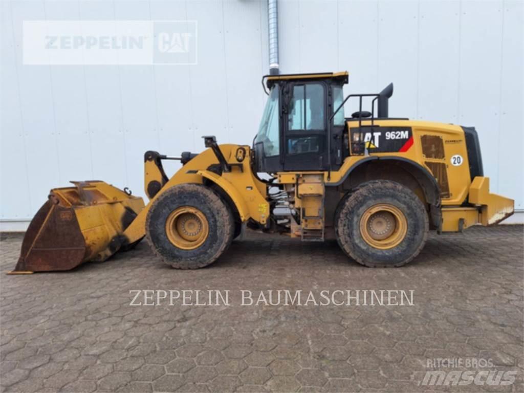CAT 962M Kolesni nakladalci