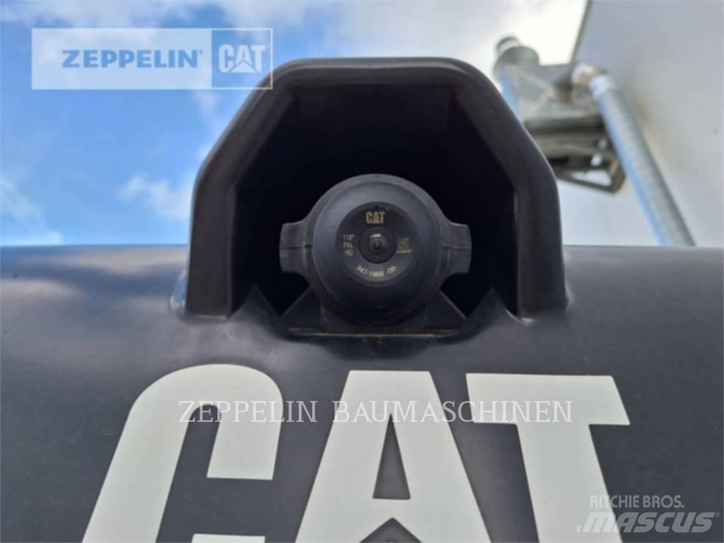 CAT 962M Kolesni nakladalci