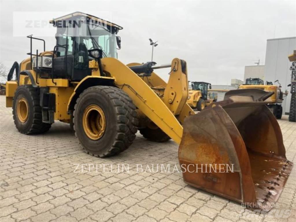 CAT 962M Kolesni nakladalci