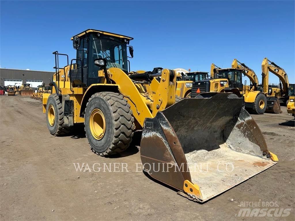 CAT 962M Kolesni nakladalci