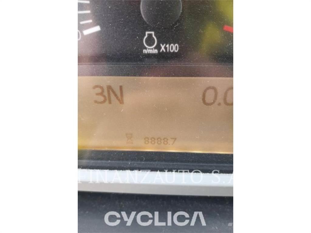 CAT 962M Kolesni nakladalci