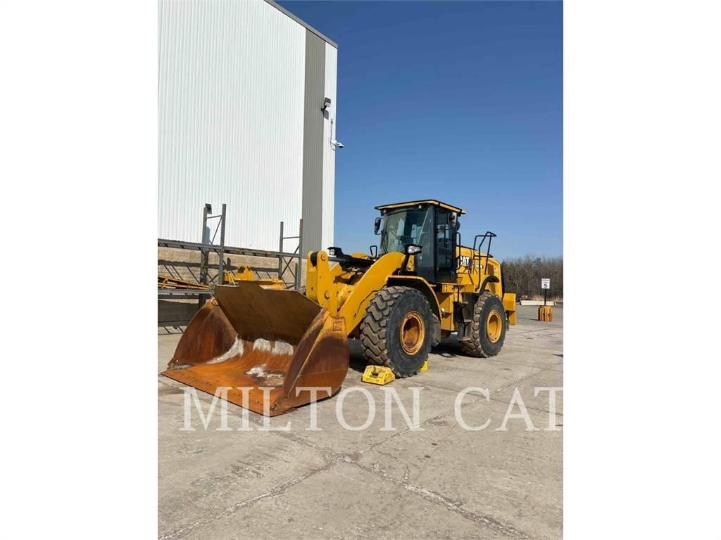 CAT 962M Kolesni nakladalci