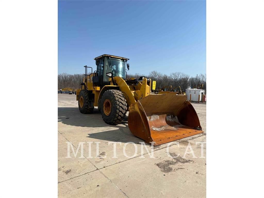 CAT 962M Kolesni nakladalci