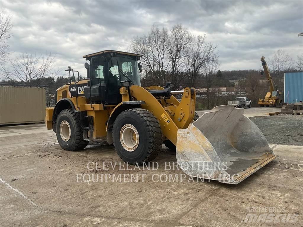 CAT 962M Kolesni nakladalci