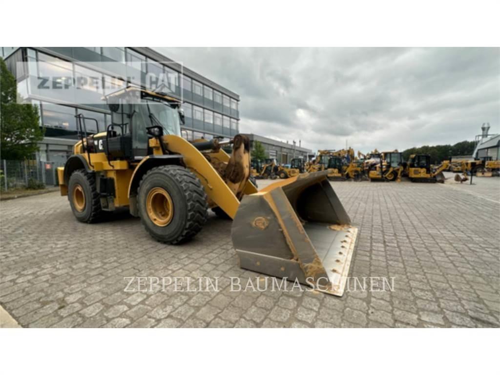CAT 962M Kolesni nakladalci