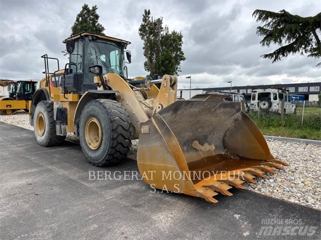CAT 962M Kolesni nakladalci