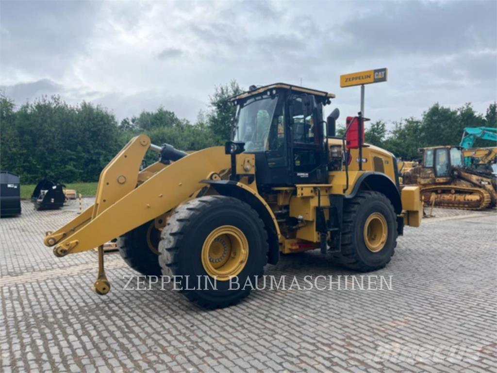 CAT 962M Kolesni nakladalci