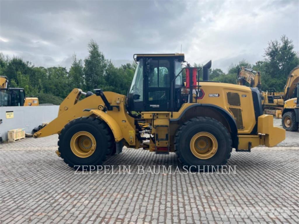 CAT 962M Kolesni nakladalci