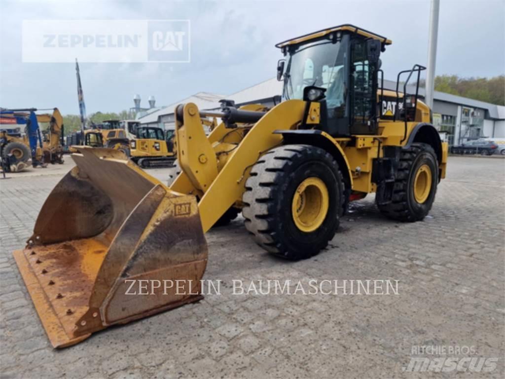 CAT 962M Kolesni nakladalci