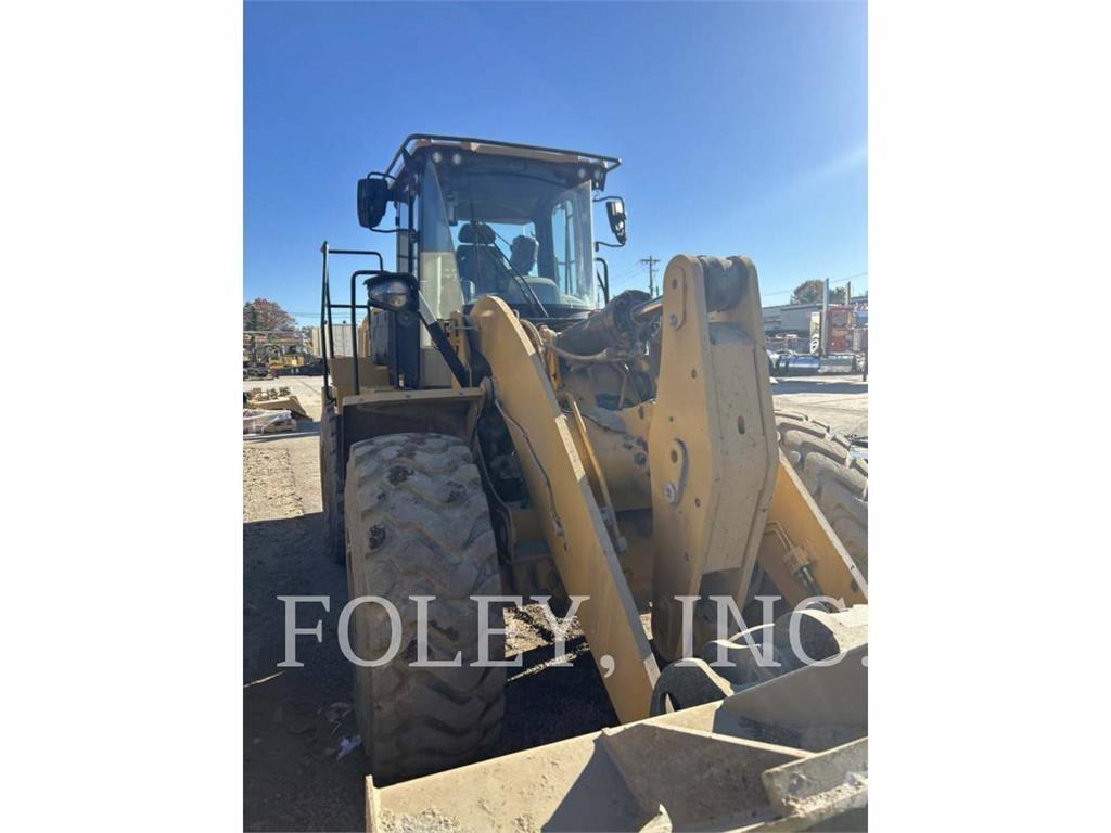 CAT 962M Kolesni nakladalci