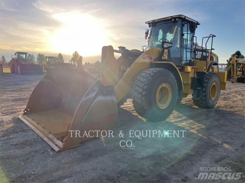 CAT 962M Kolesni nakladalci