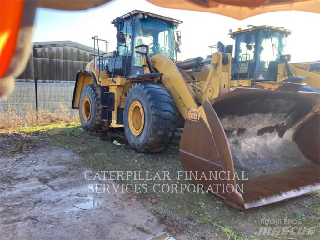 CAT 962M Kolesni nakladalci