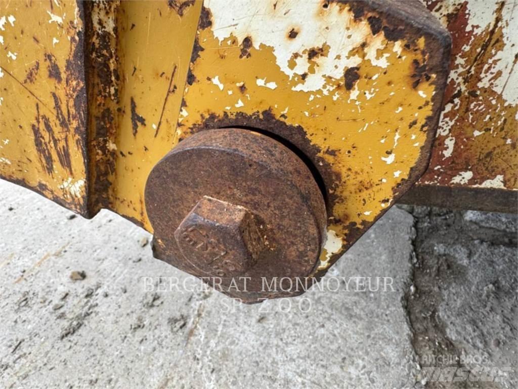 CAT 963C Nakladalci goseničarji