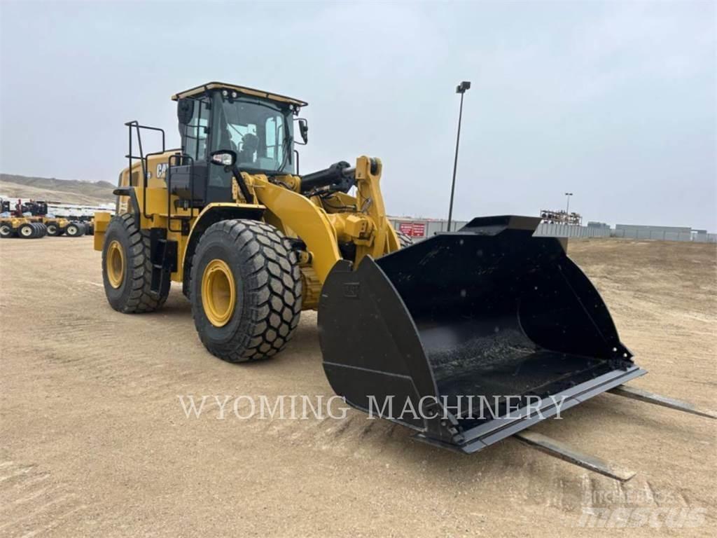 CAT 966 Kolesni nakladalci