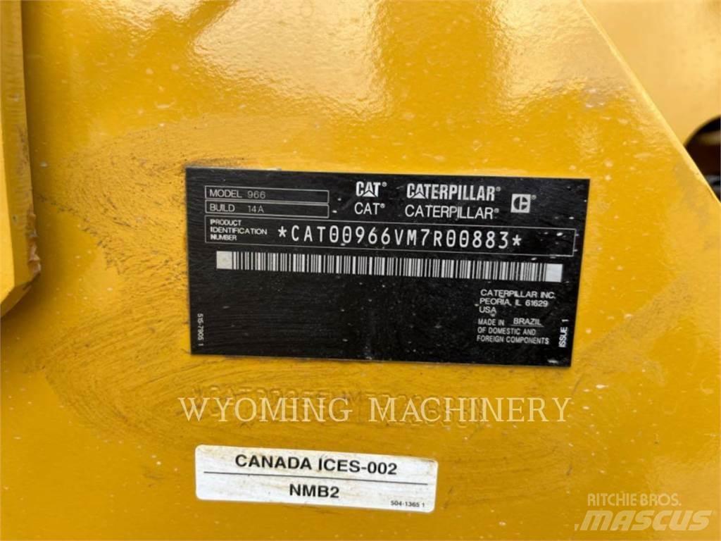 CAT 966 Kolesni nakladalci