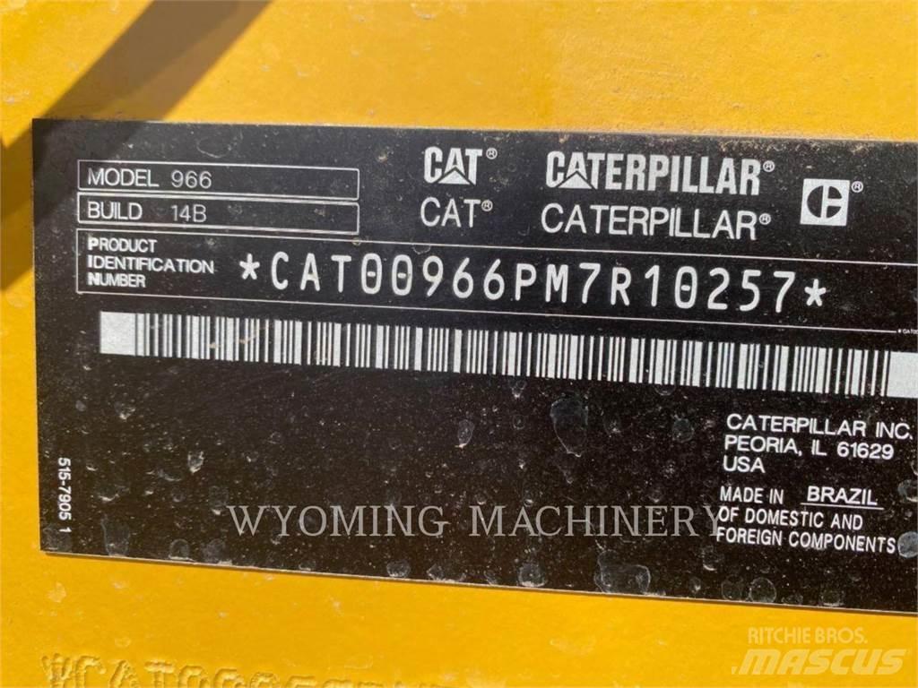 CAT 966 Kolesni nakladalci