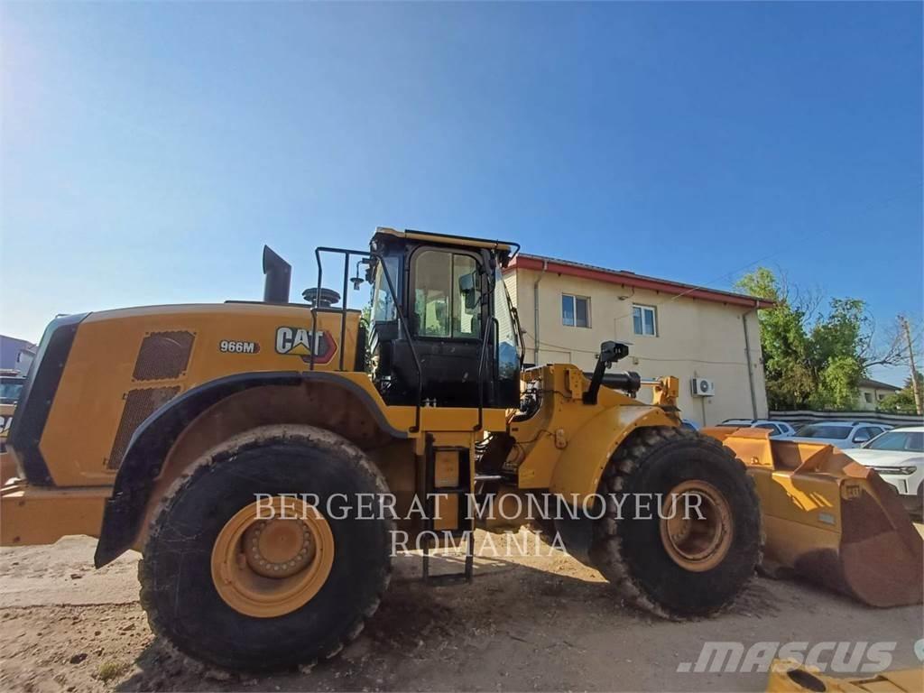 CAT 966 M Kolesni nakladalci