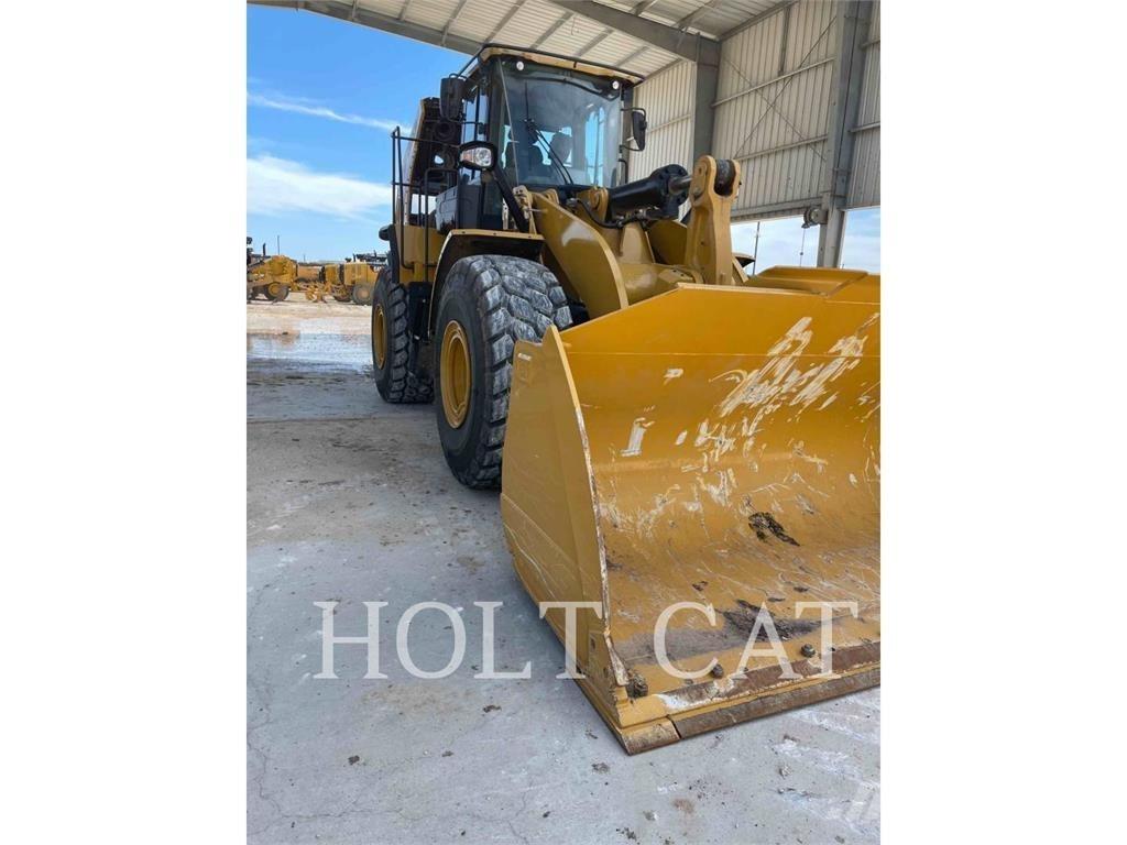 CAT 966 XE Kolesni nakladalci