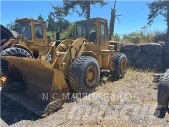 CAT 966B Kolesni nakladalci
