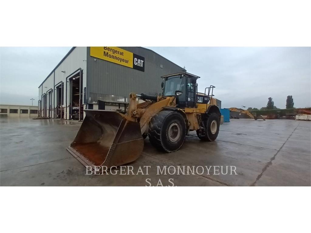 CAT 966K Kolesni nakladalci