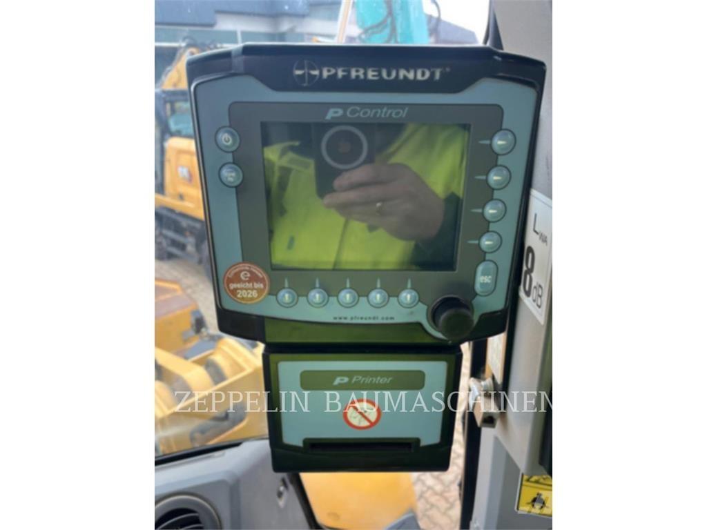 CAT 966KXE Kolesni nakladalci