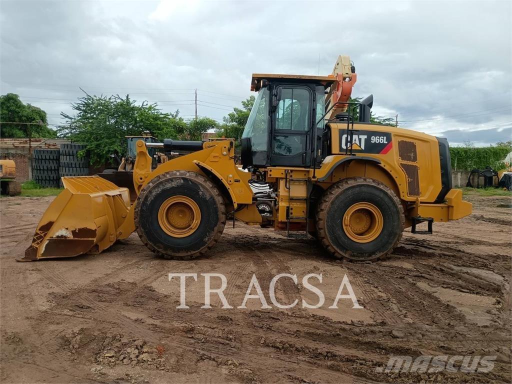 CAT 966L Kolesni nakladalci