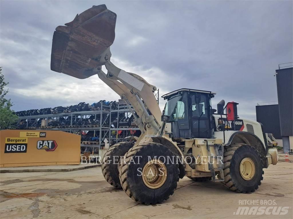 CAT 966M Kolesni nakladalci