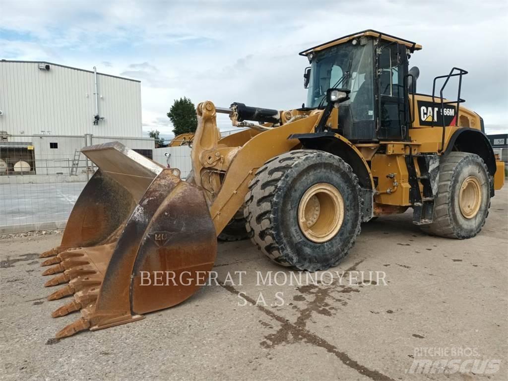 CAT 966M Kolesni nakladalci