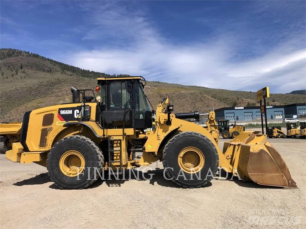 CAT 966M Kolesni nakladalci