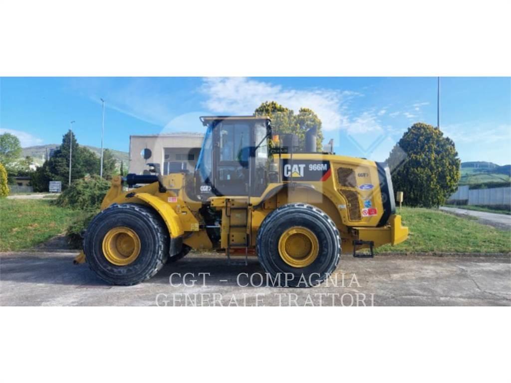 CAT 966M Kolesni nakladalci