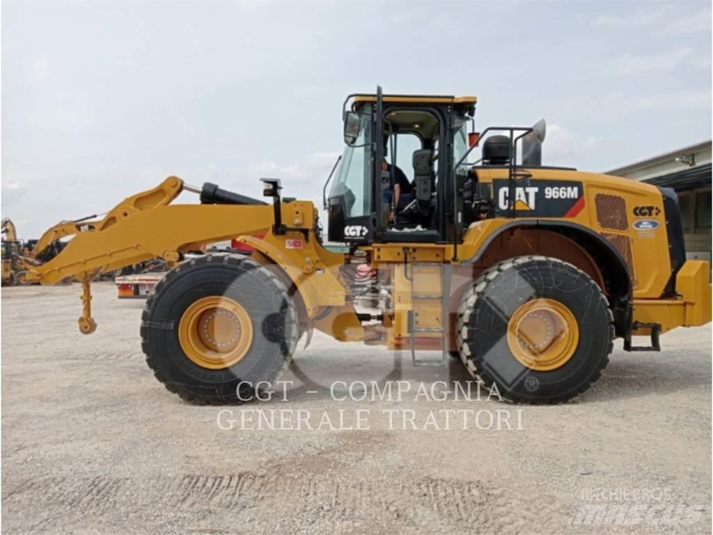 CAT 966M Kolesni nakladalci